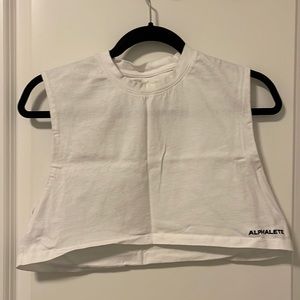 Women’s crop muscle tank